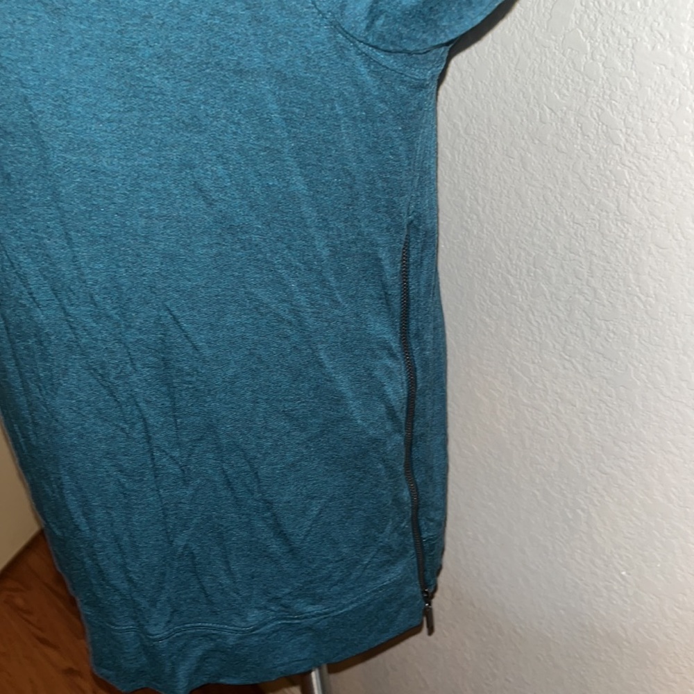 Side Zip Tunic - Picture 4 of 5